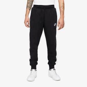 Pantalón Nike Air Jogger Fleece en color negro para hombre