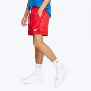 Shorts Nike Sportswear rojos con logo y lazada en blanco para hombre 