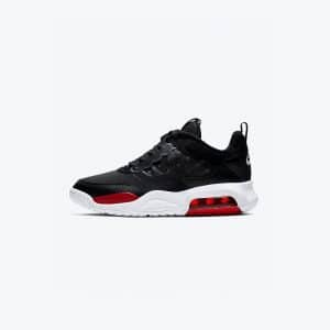 Zapatillas Nike Jordan MA2 negras y con detalles rojos para mujer